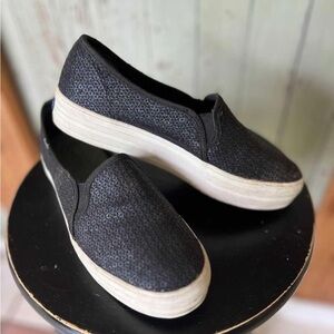 Women’s blue sequined Slip-On Platform Sneakers